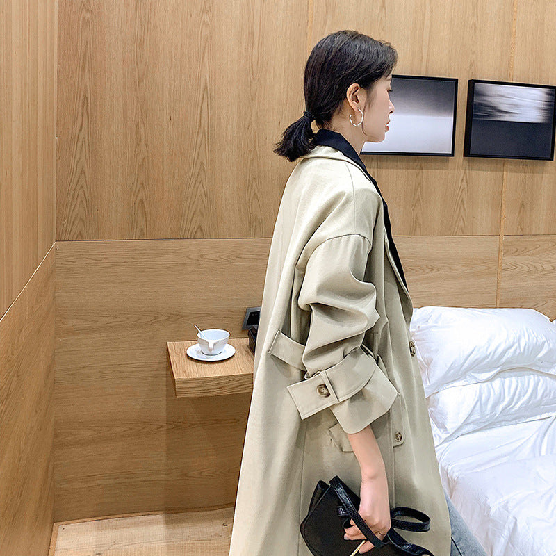 Damen Oversize-Trenchcoat mit Kontrastpasse und krempelbaren Ärmeln
