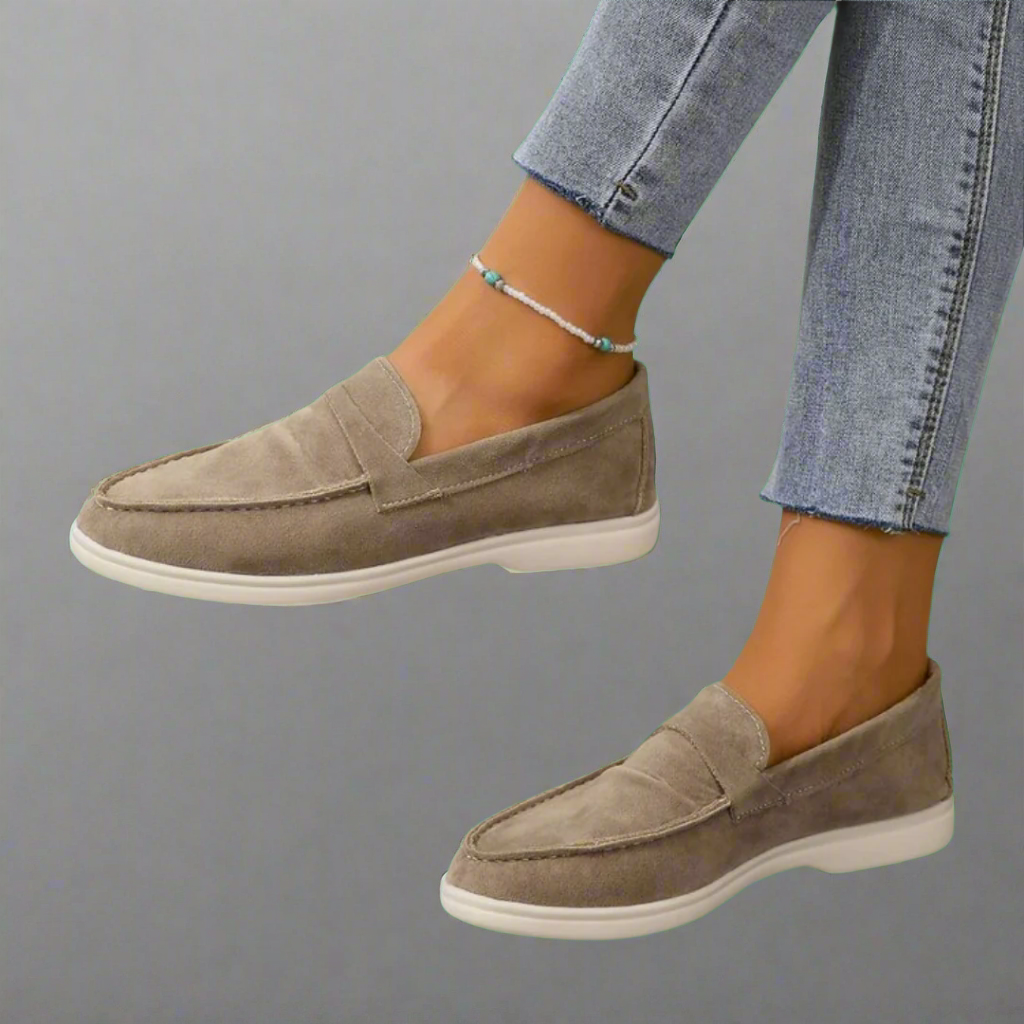 Hannah | Handgefertigte Wildleder-Mokassins mit elegantem Design