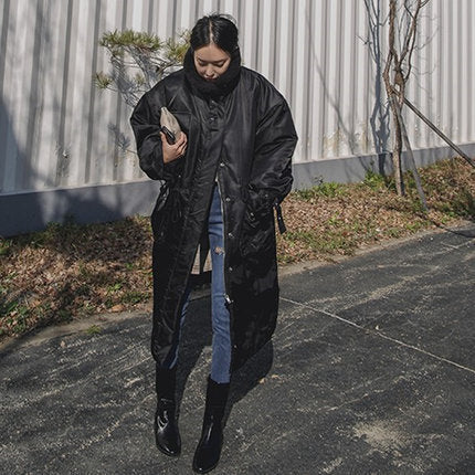 Damen wattierter Longline-Mantel mit hohem Stehkragen und Steppnähten