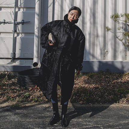 Damen wattierter Longline-Mantel mit hohem Stehkragen und Steppnähten