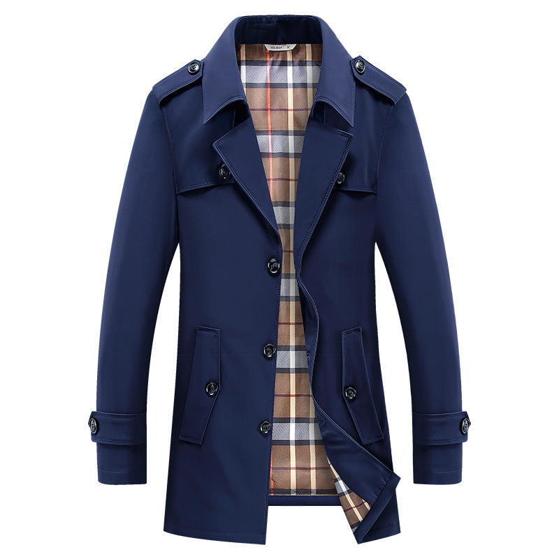 Herren klassischer Trenchcoat mit kariertem Innenfutter und Schulterklappen