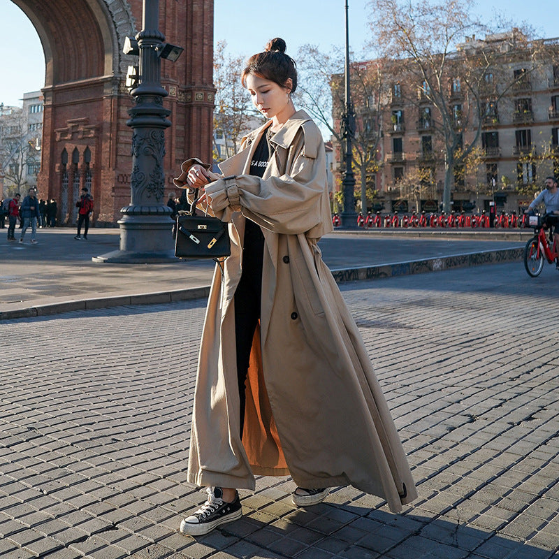 Trench oversize da donna con maniche a palloncino e cintura in vita