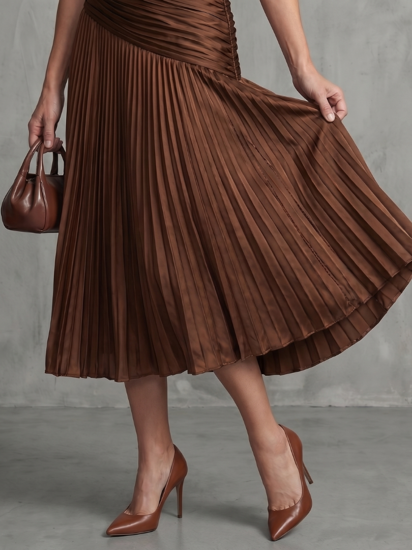 Theodora | Plissierter Taillenstreifen Midi-Kleid