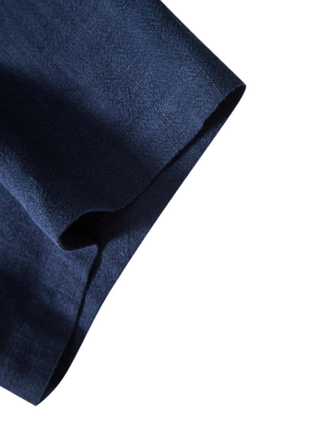 Button-Up Hemd und gerade geschnittene Hose aus Leinen-Rayon-Mischung