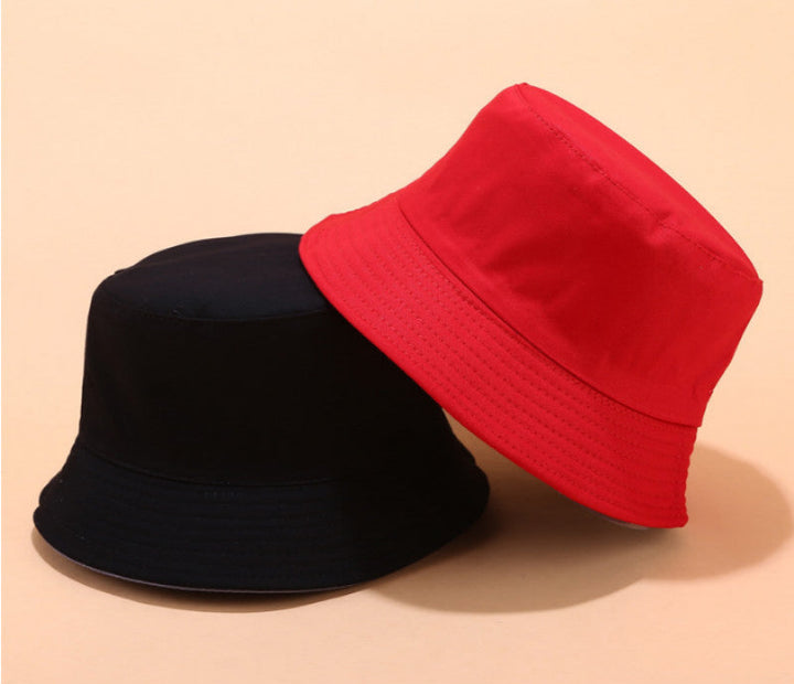 Wendbarer Bucket Hat für den Sommer mit zwei Styles in einem