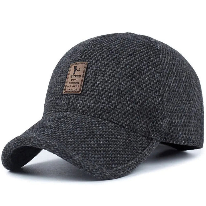 Klassische Wintermütze mit Ohrenschutz und Snapback-Design