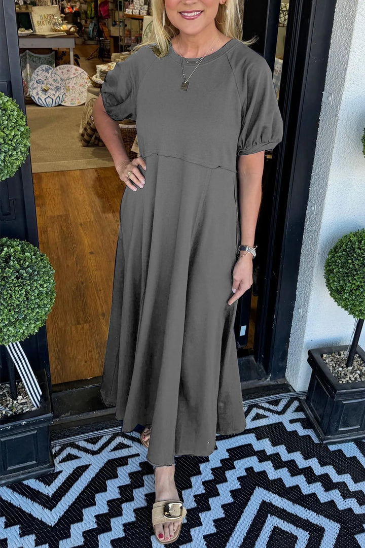 Elegantes Maxi-Kleid mit Puffärmeln und Rundhalsausschnitt