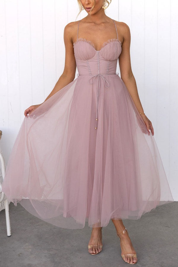 Zeitgenössisches Prinzessinnen-Maxi-Kleid mit Trägern für Partys