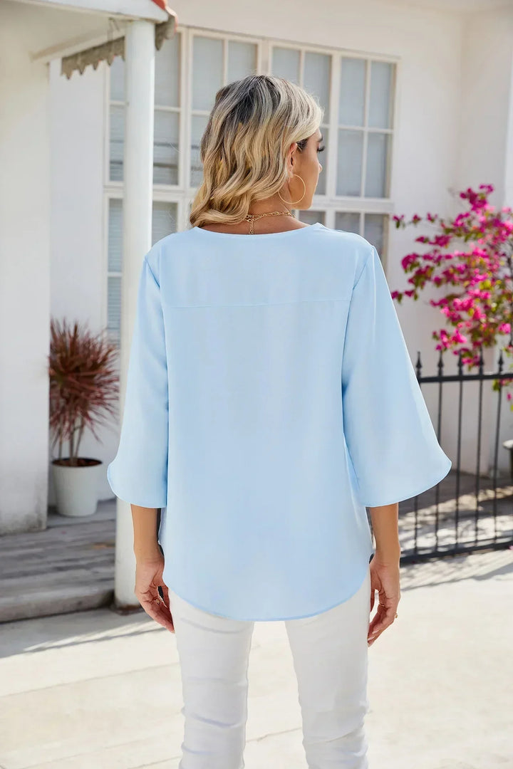 Carmen - V-Ausschnitt Bluse