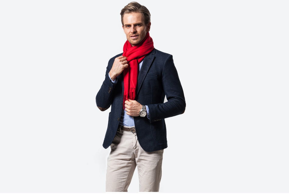Roter Kaschmirschal mit weichem und warmem Material