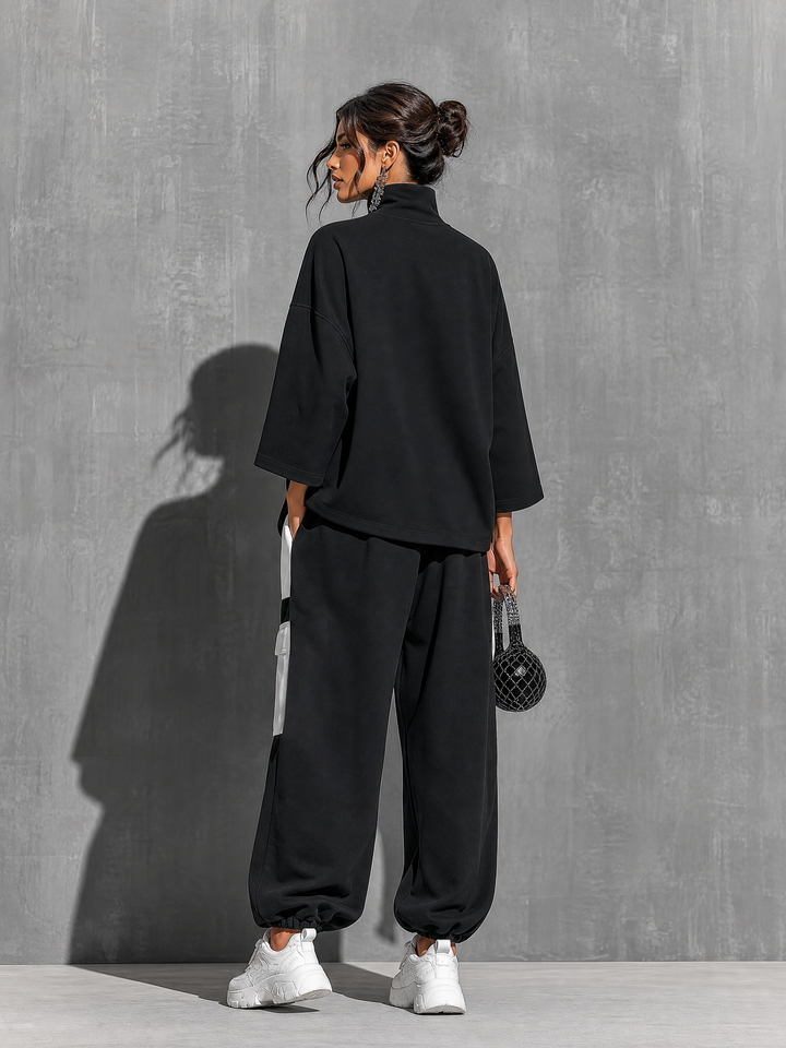 Women’s Sweatshirt & Cargo Jogger Pants Set with Pockets