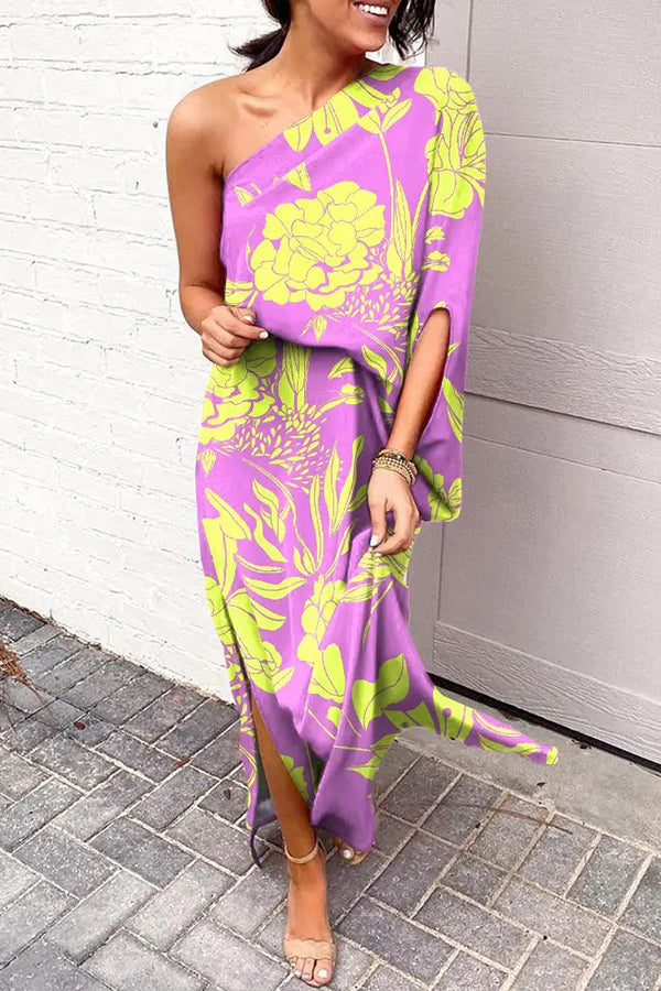 Rosie Maxikleid mit einem Schulterdesign und bedrucktem Saum