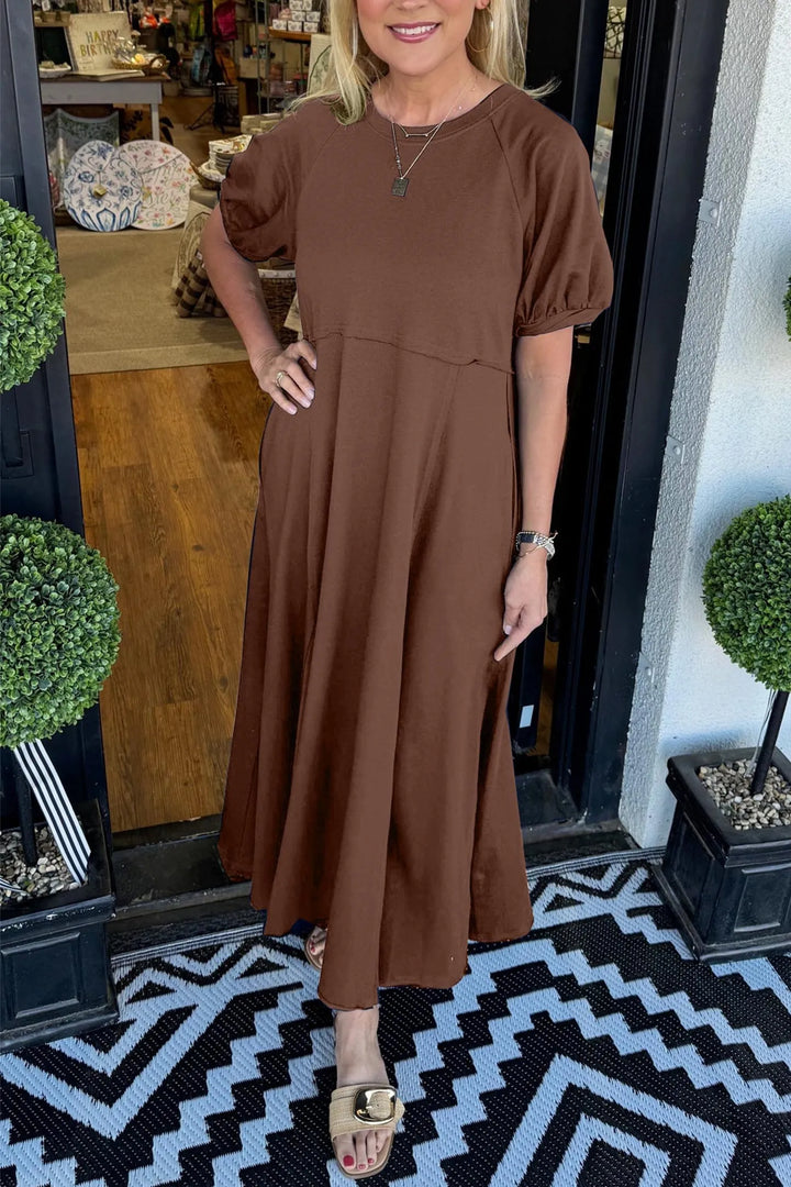Elegantes Maxi-Kleid mit Puffärmeln und Rundhalsausschnitt