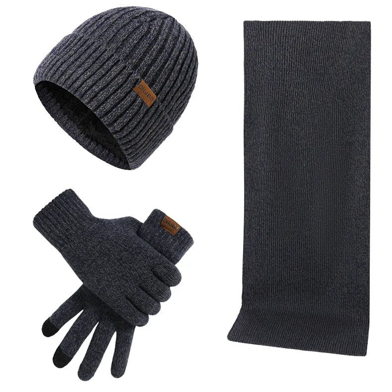 Cooles Winter-Set mit Mütze, Schal und Handschuhen