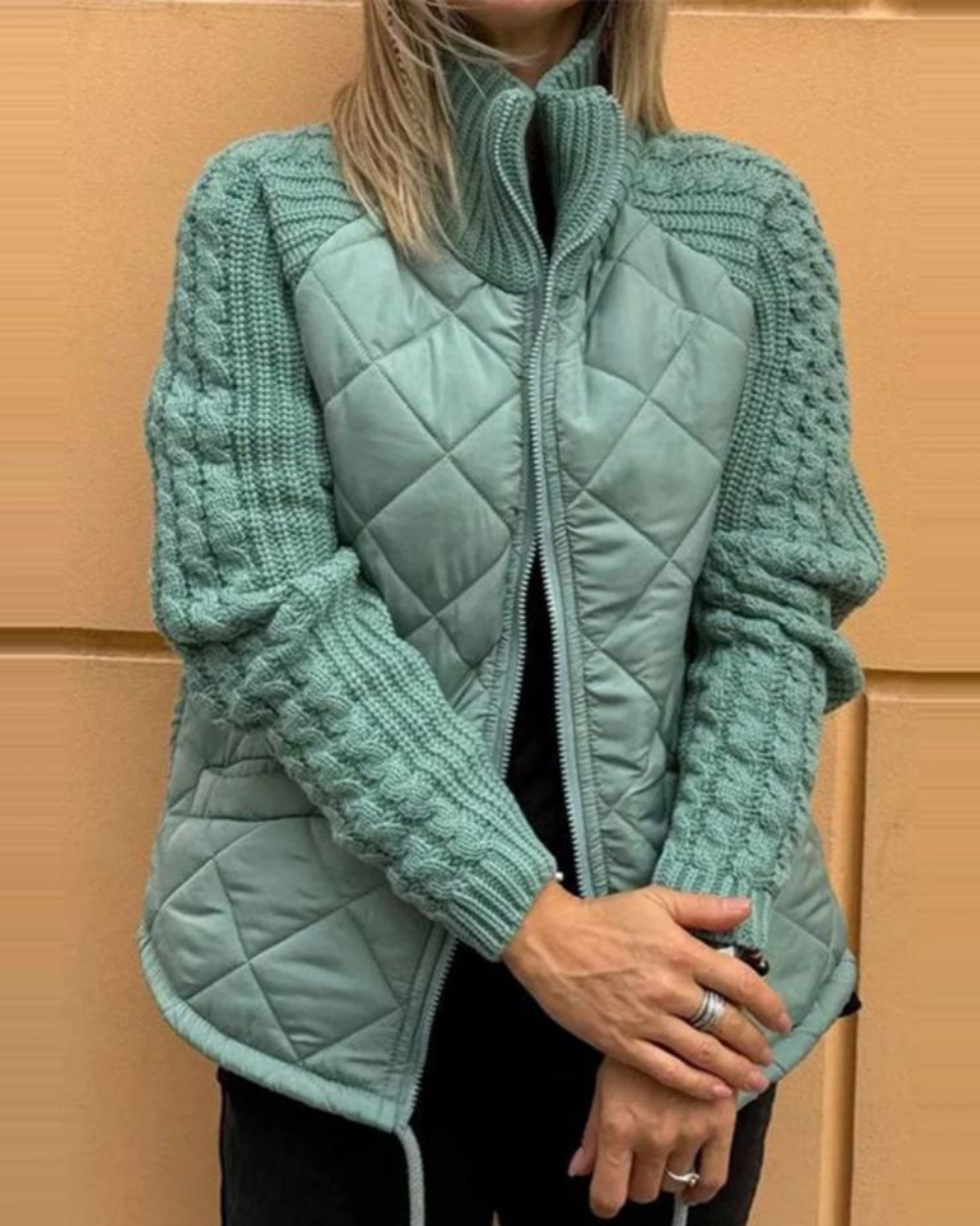 Elena | Naisten pitkähihainen neuletakki taskuilla