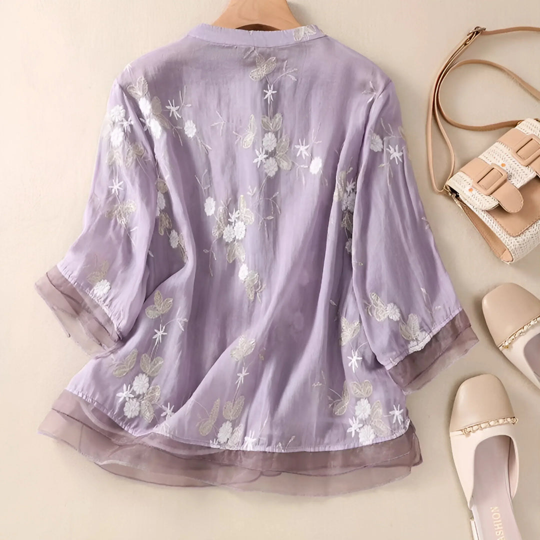 Emily™ - Baumwolltop mit bestickten Blumen