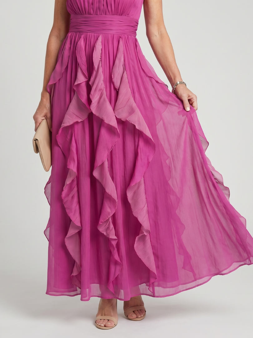 Orea | Maxikleid mit hohem Kragen und gerafften Rüschenschichten