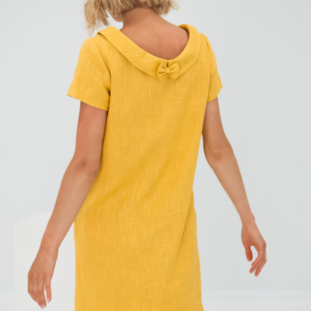 Damen Mini-Kleid mit kurzen Ärmeln und Taschen