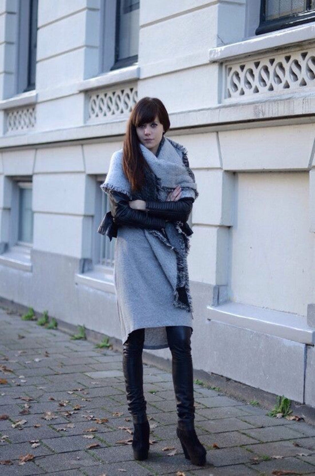 Damen Fransen-Schal mit geometrischem Muster