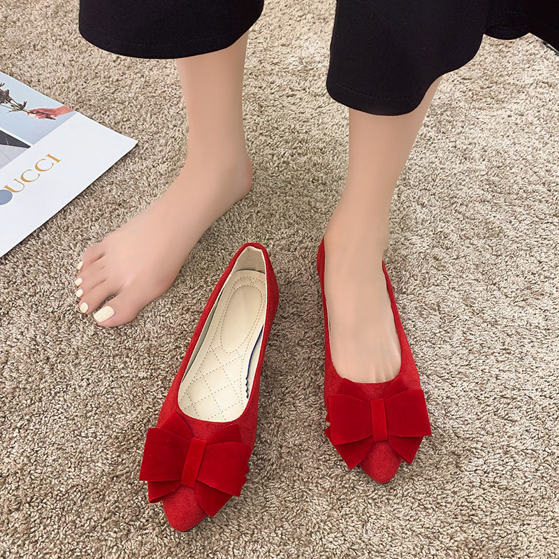 Schicke Damen-Bow-Schuhe mit stylischen dicken Absätzen