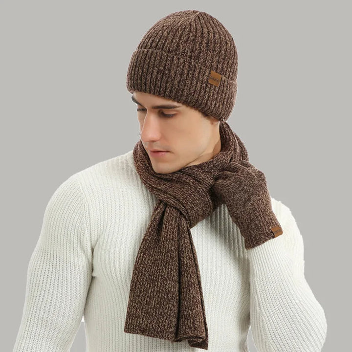 Cooles Winter-Set mit Mütze, Schal und Handschuhen