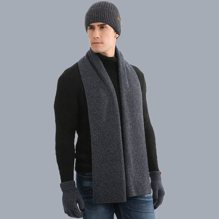 Cooles Winter-Set mit Mütze, Schal und Handschuhen