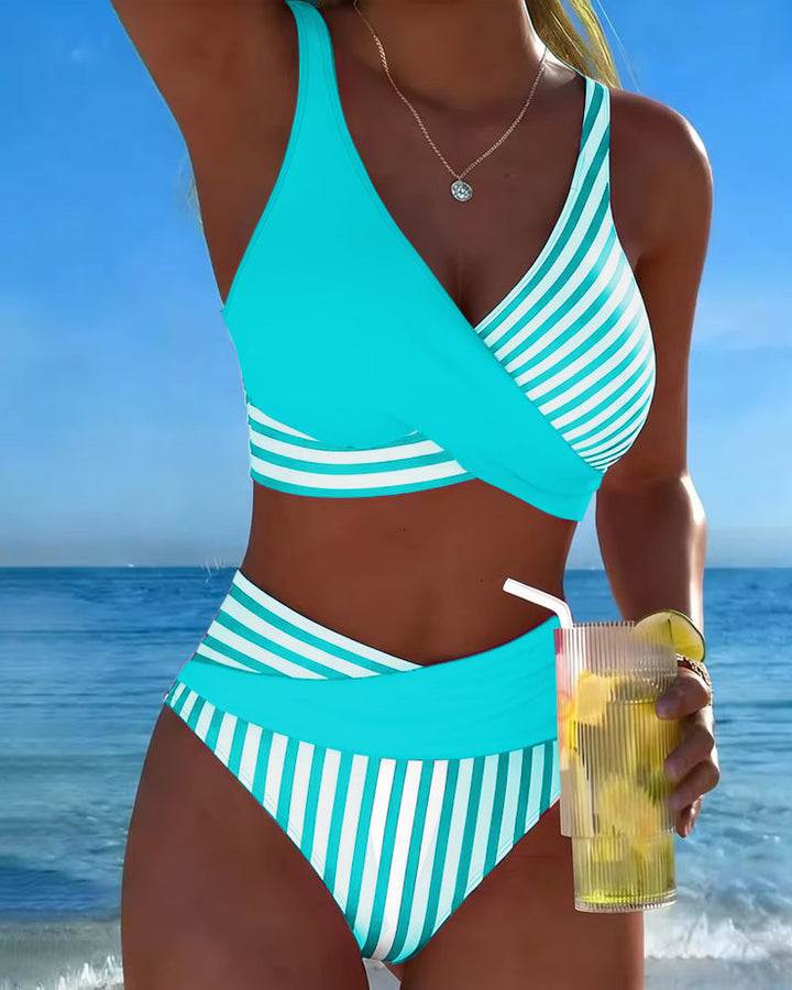 Giulia | Damen gestreifter Bikini mit V-Ausschnitt