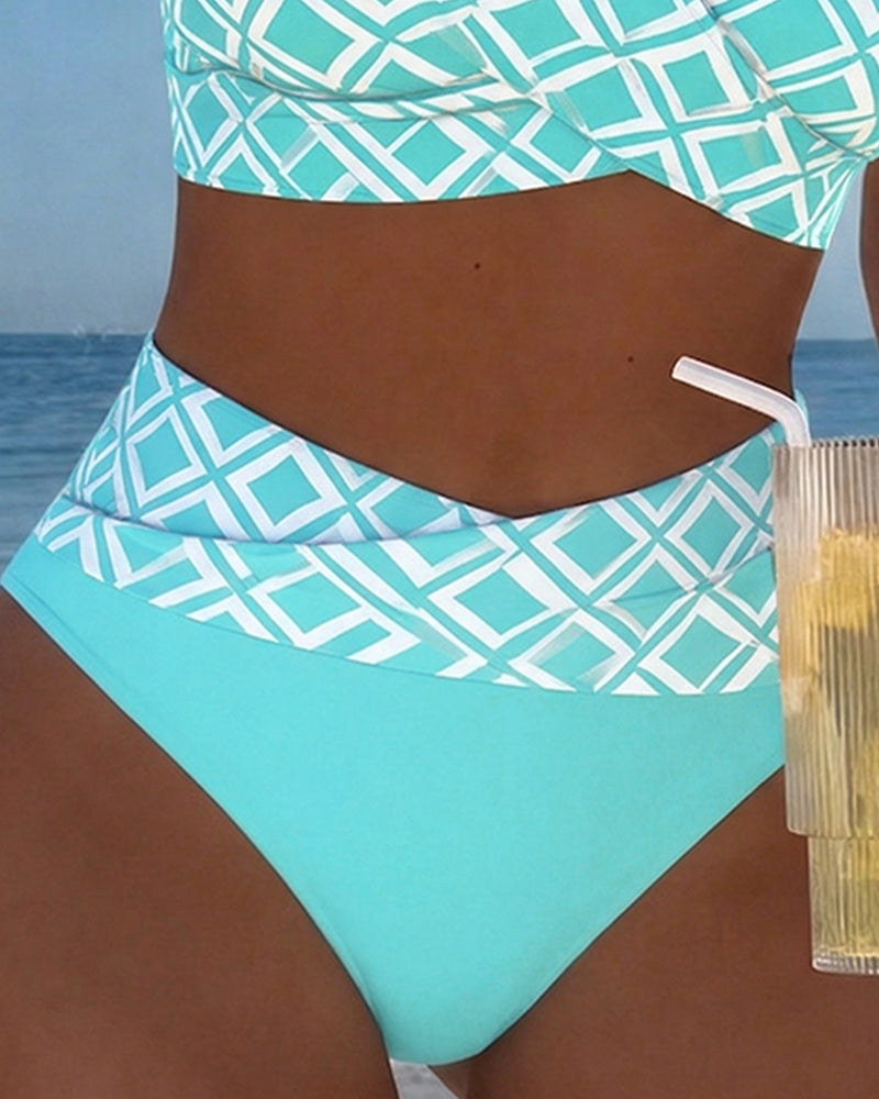 Martina | Bikini kariert mit drahtfreiem BH und hochgeschnittener Unterhose