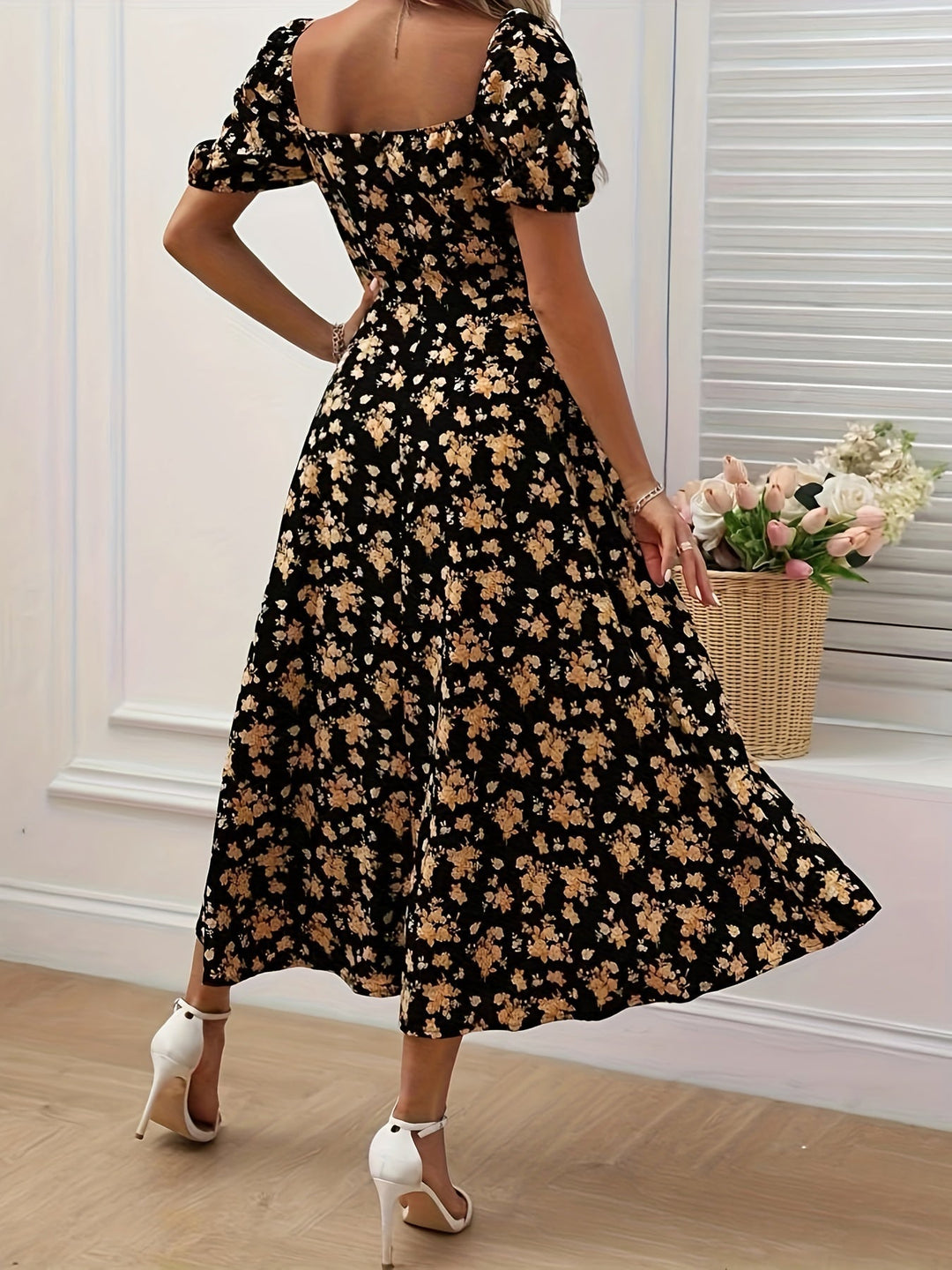 Mirella™ | Feminin floral Kleid