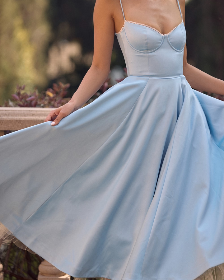 Ophira™ - Elegantes Korsett-Midi-Kleid