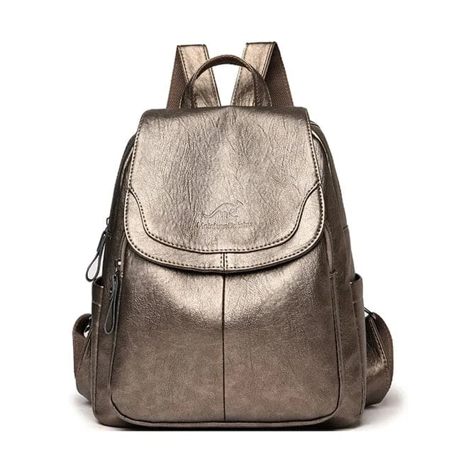 Kristlaug | Eleganter und leichter Rucksack in zartem Weißton
