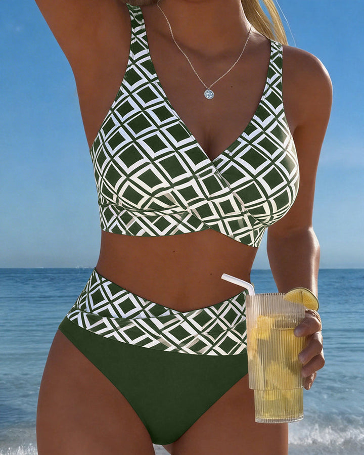 Martina | Bikini kariert mit drahtfreiem BH und hochgeschnittener Unterhose