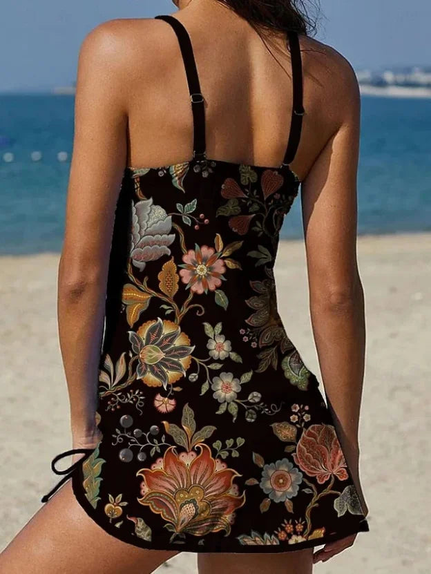 Fiesta – Grafisches Blumenkini mit Shorts, flacher Bauch-Effekt