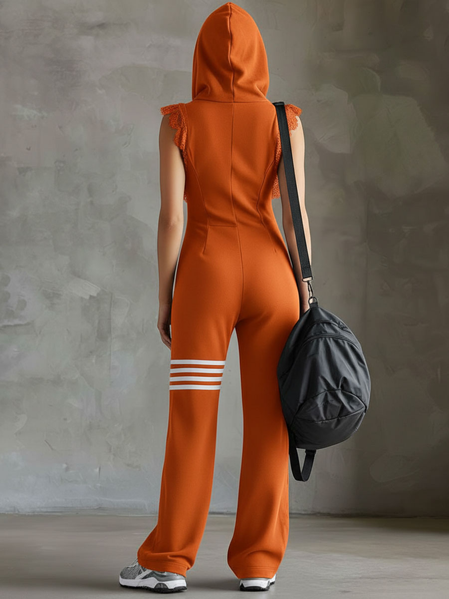 Retro-inspirierter schwarzer ärmelloser Kapuzen-Jumpsuit mit sportlichen Spitzenstreifen