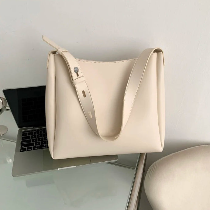 Yara - Geräumige Tasche