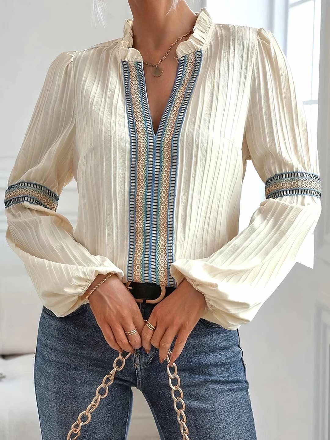 Valerie™ - Atemberaubende V-Ausschnitt-Bluse
