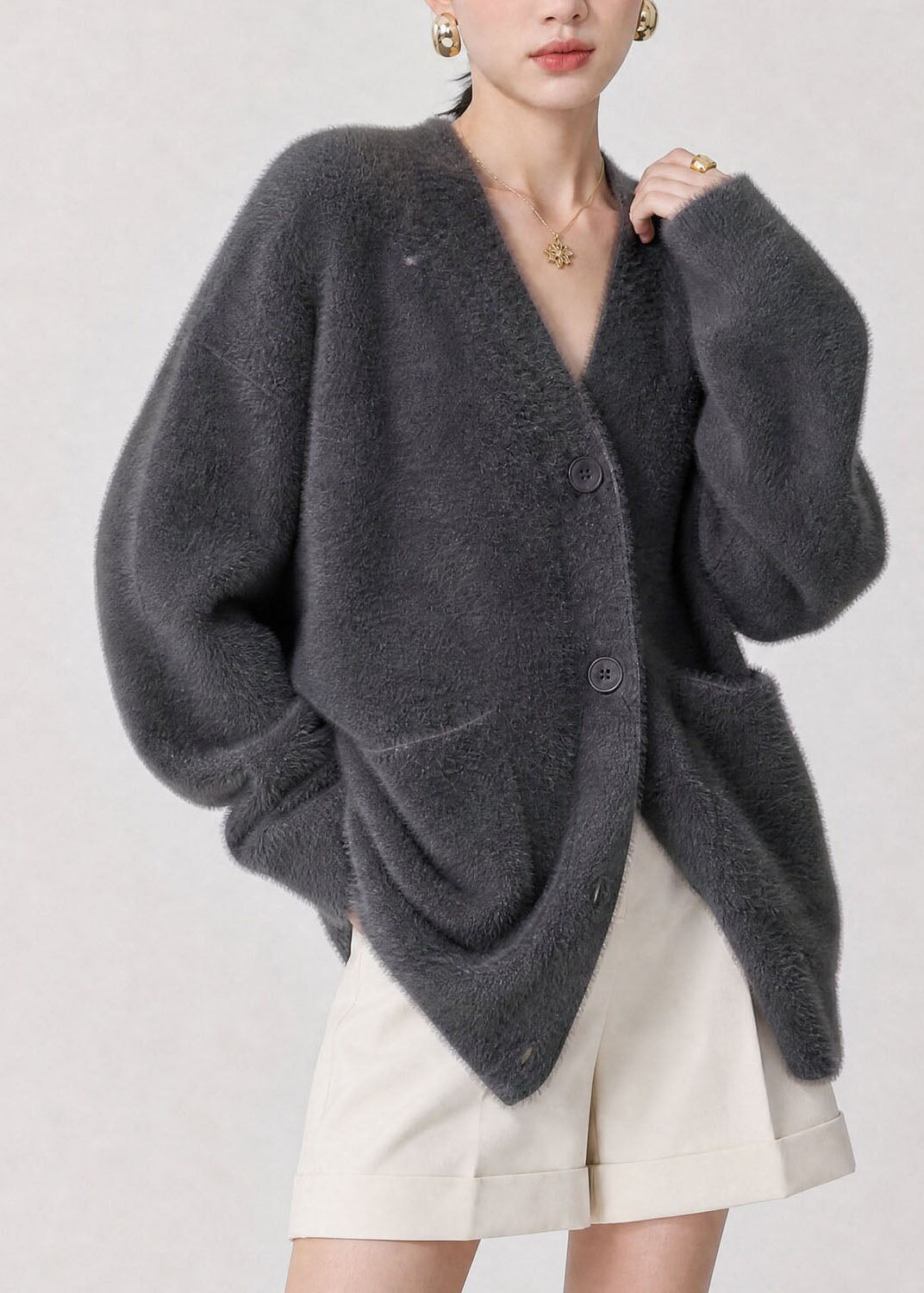 Damen Strickjacke mit V-Ausschnitt, Knöpfen und Taschen