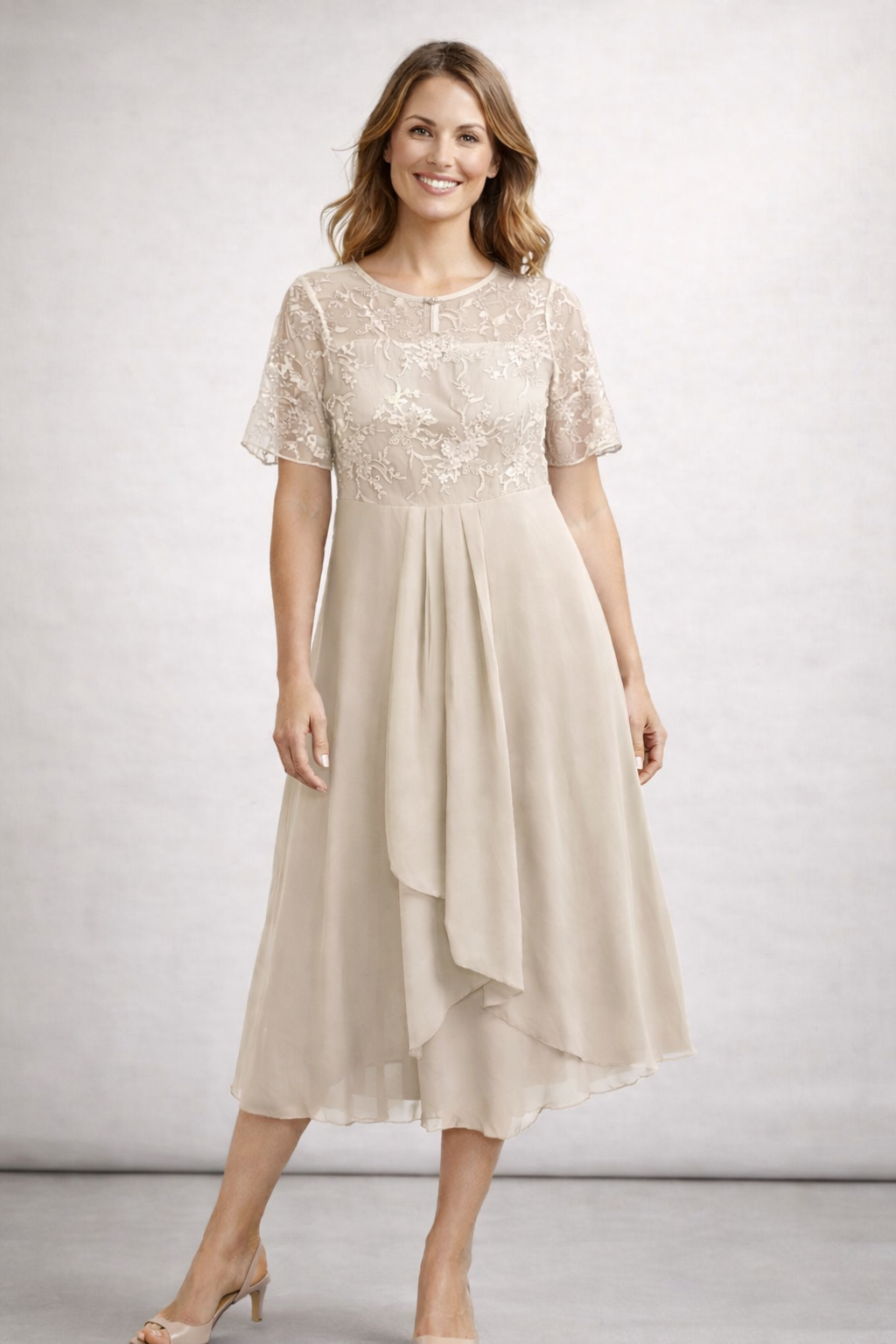 Damen Midi Kleid mit floralem Spitzenoberteil und kurzen Ärmeln