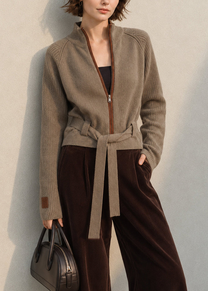 Damen-Strickjacke mit Stehkragen, Reißverschluss und Schnürung
