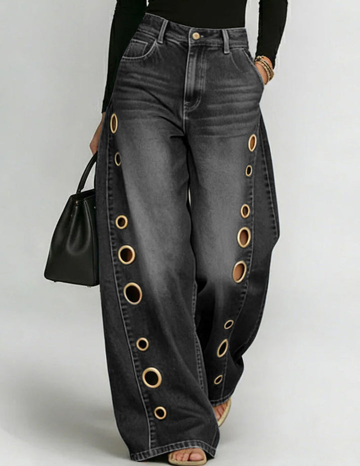 Weite Denim-Hosen mit goldenen Ösen-Seitenausschnitten