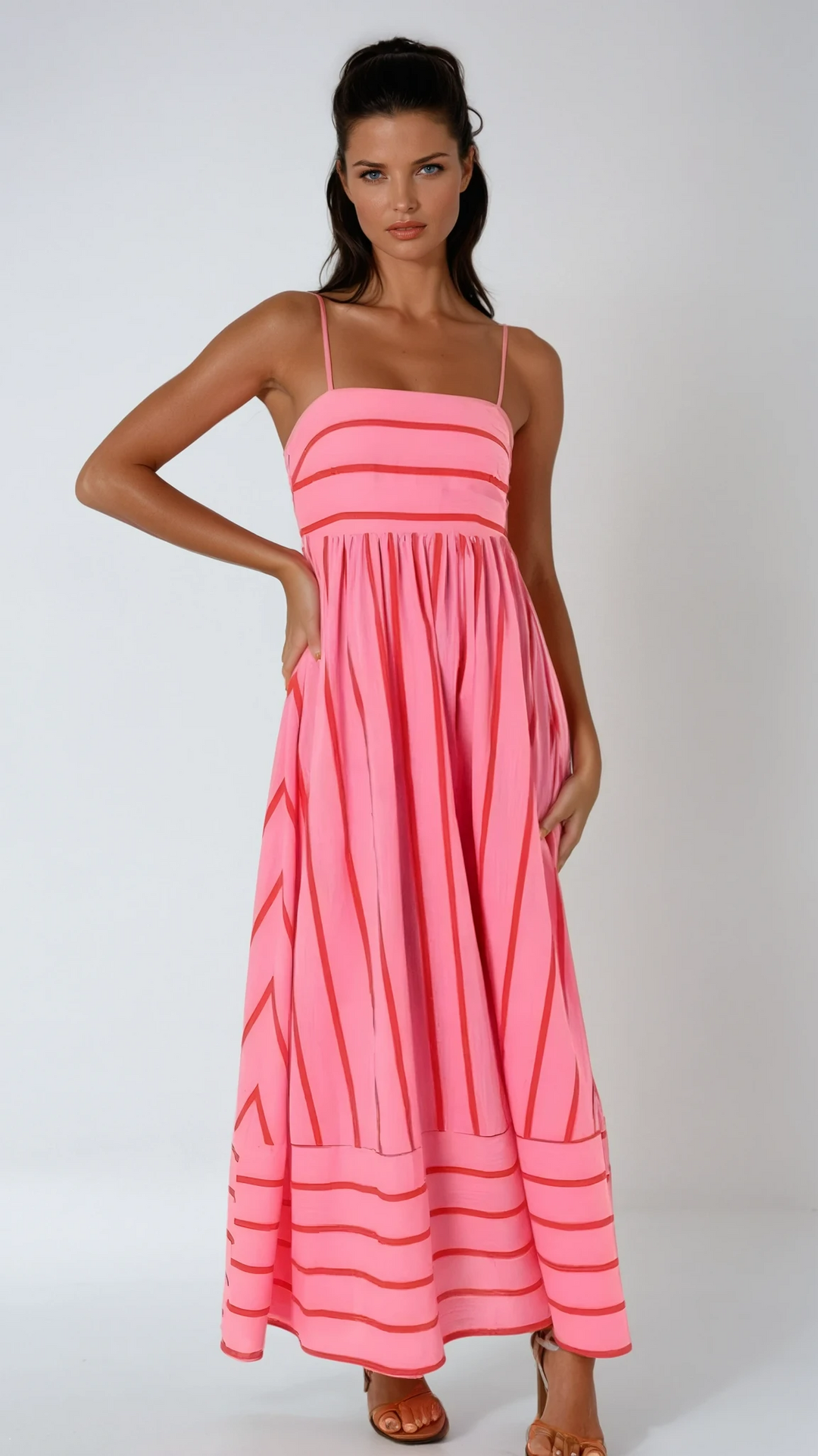 Damen Maxikleid mit quadratischem Ausschnitt und ärmellos gestreift