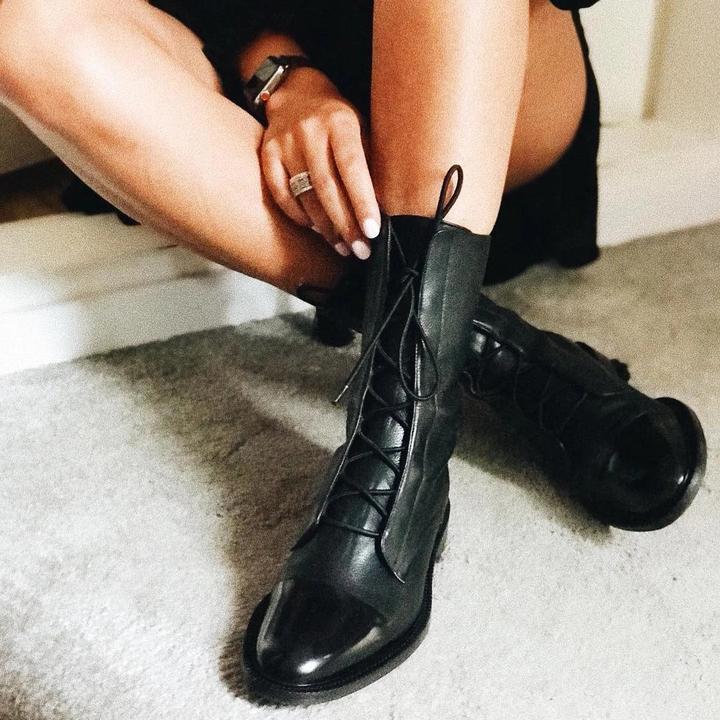 Selene™ – Premium Stiefeletten mit Absatz