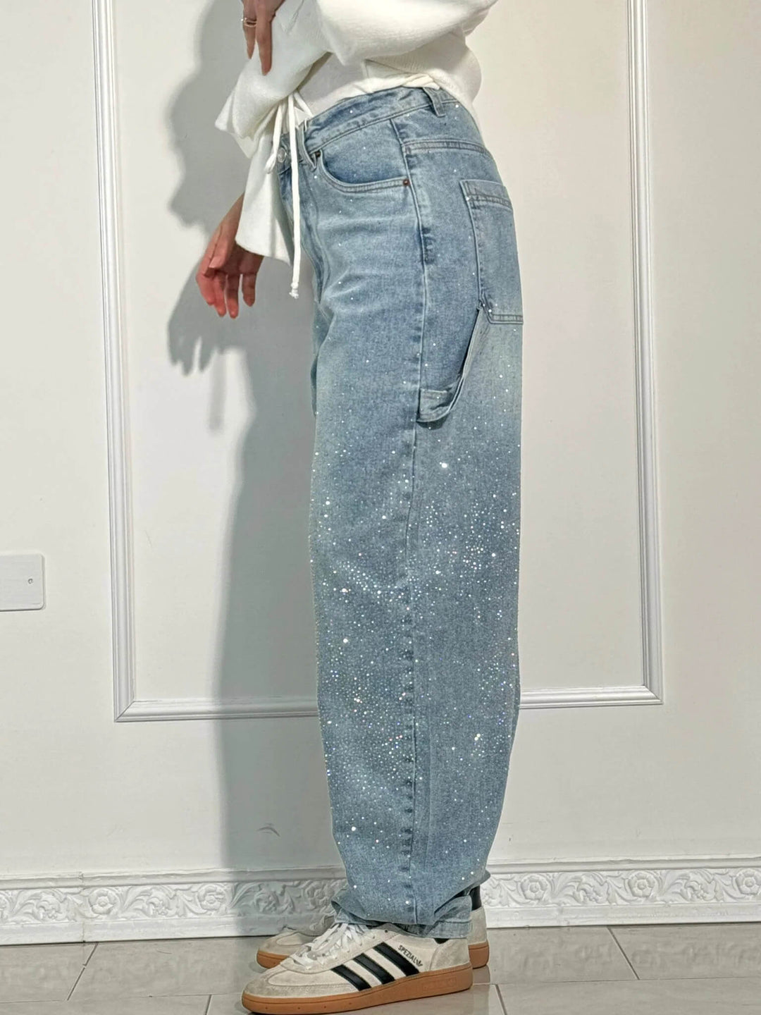 Glänzende Carpenter-Style Denim-Jeans