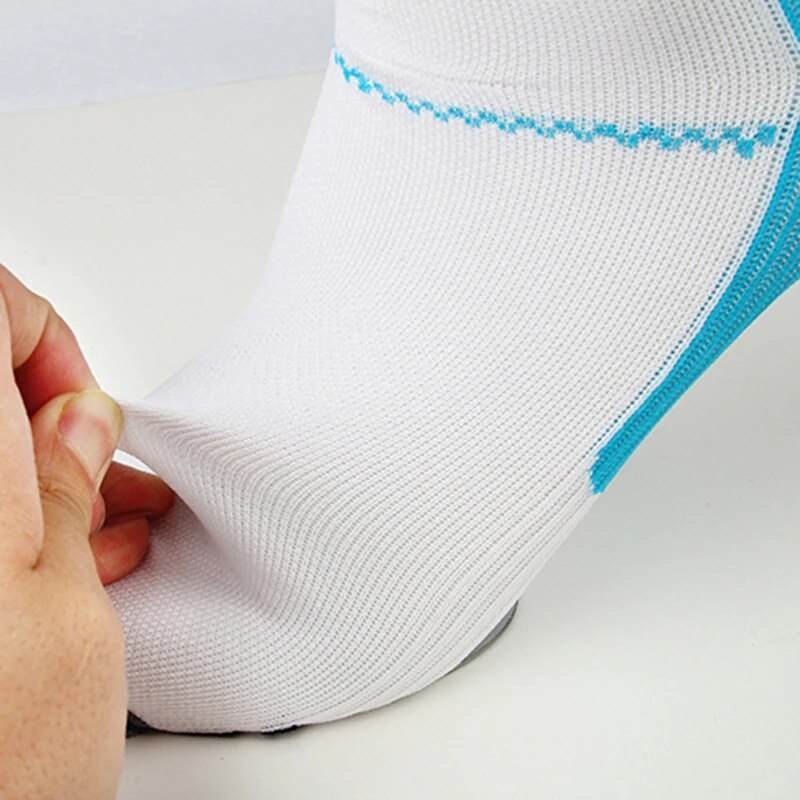 SoleRelief™ - Orthopädische Kompressionssocken für den Alltag