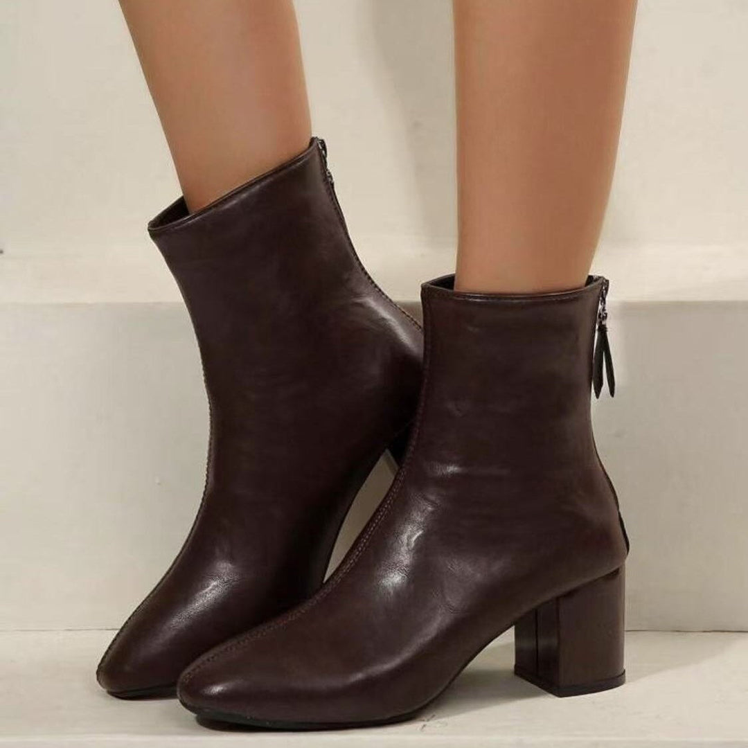 Botins de senhora com fecho e salto bloco moderado