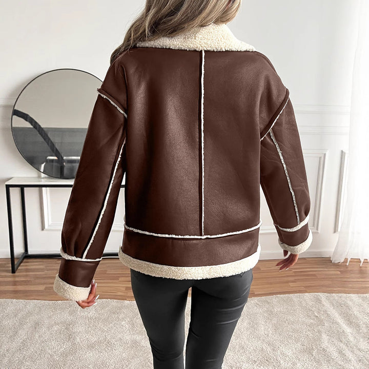Damen Kunstlederjacke mit Teddyfutter und Reißverschluss