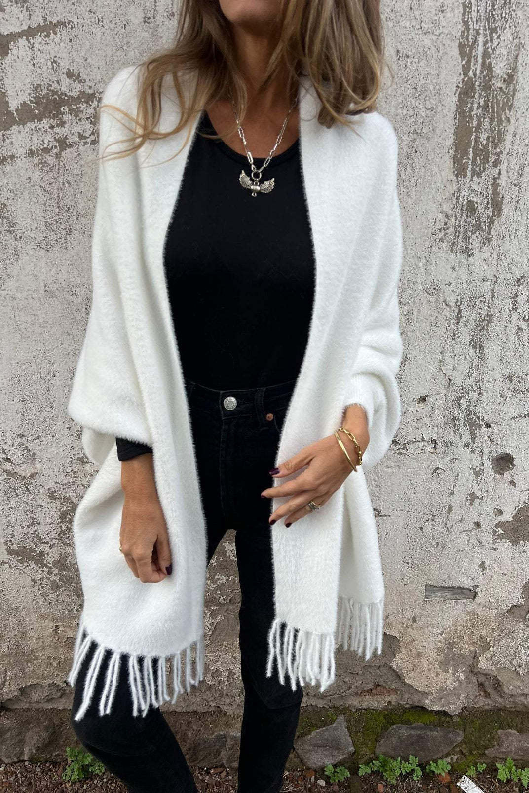 Fransen-Schal mit Strickmuster