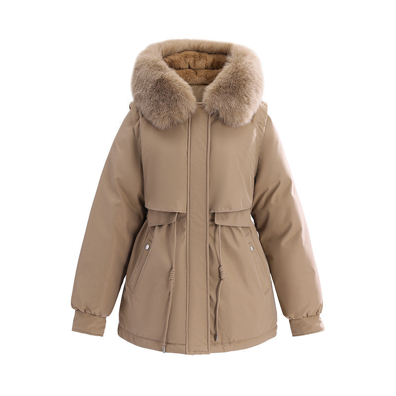 Women’s short urban thermal parka with a detachable fur collar and pockets