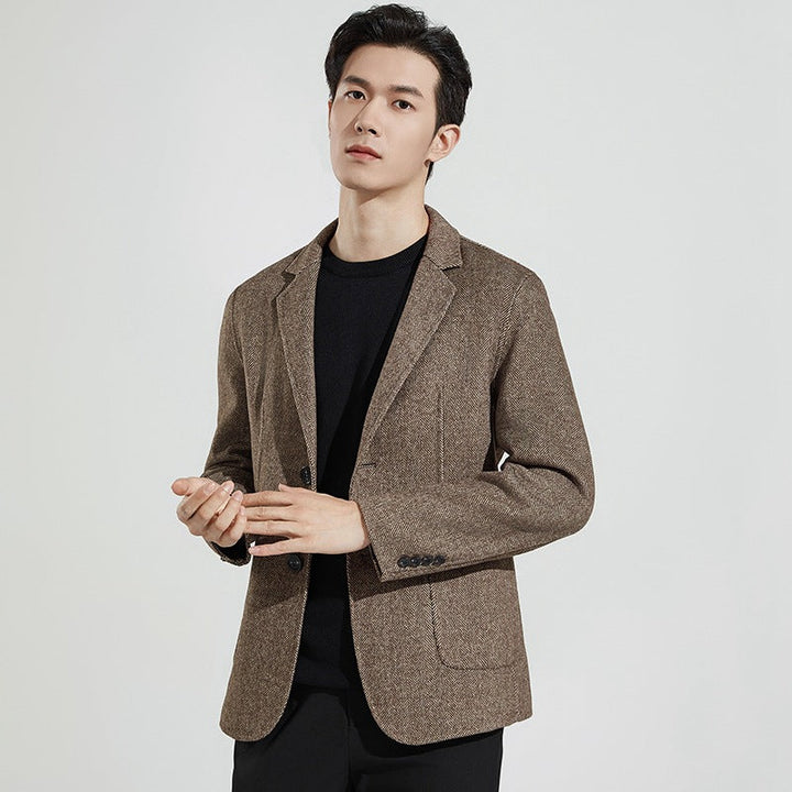Herrenblazer mit Knöpfen und Taschen