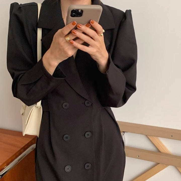 Abito blazer da donna doppiopetto con maniche a sbuffo e revers lunghi
